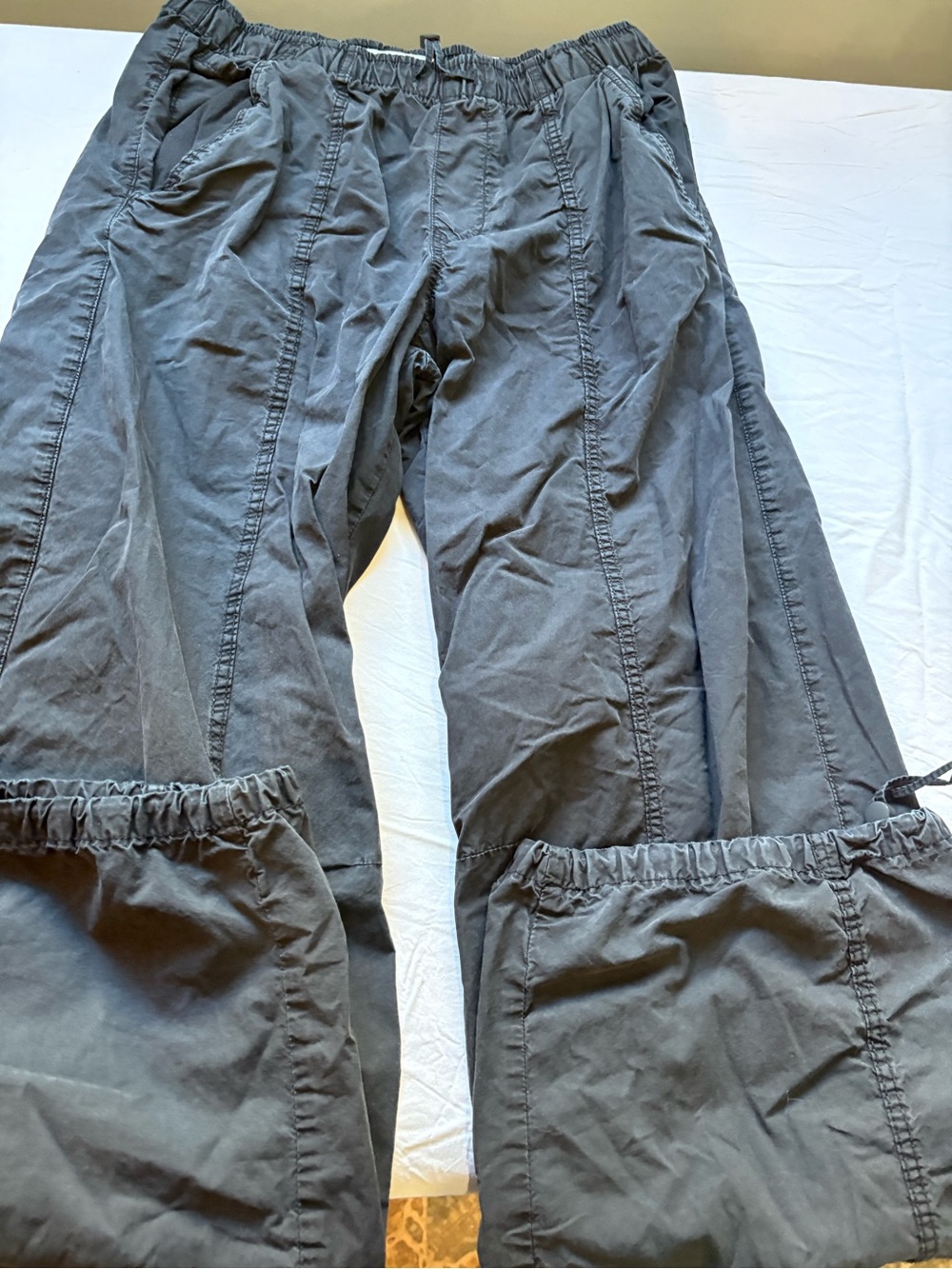 Zara Men's Gray Cargo Pants with Elastic Waist